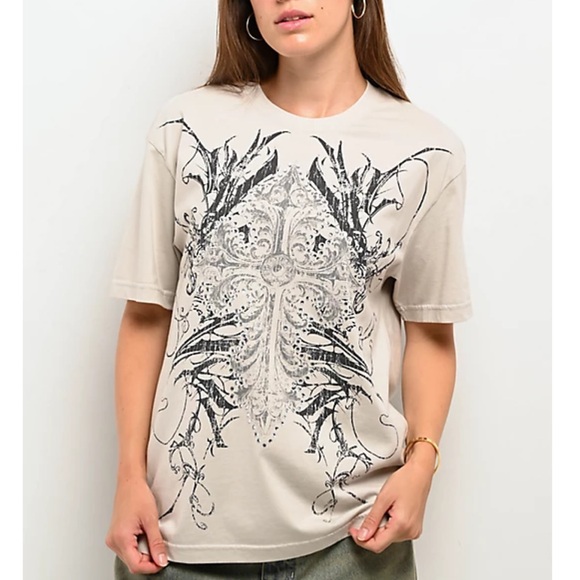 Insomnia Visuals | Centerpiece T-Shirt | Brand New w/o Tags! - Picture 1 of 3